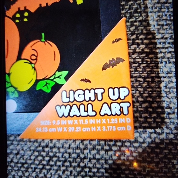 NWT Adorable Hello Kitty Halloween LED Light up Canvas! 🐈‍⬛🎃 - Picture 3 of 3
